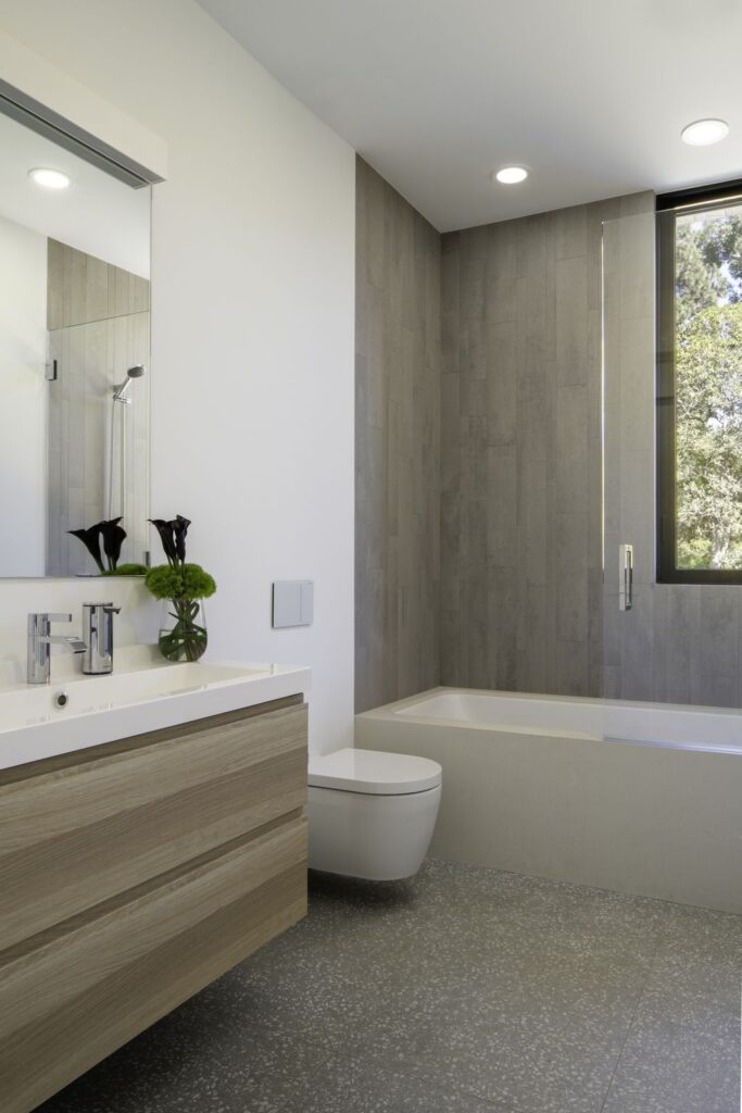 Bridge House Nestled in Nature in Los Angeles by Dan Brunn Architecture 5