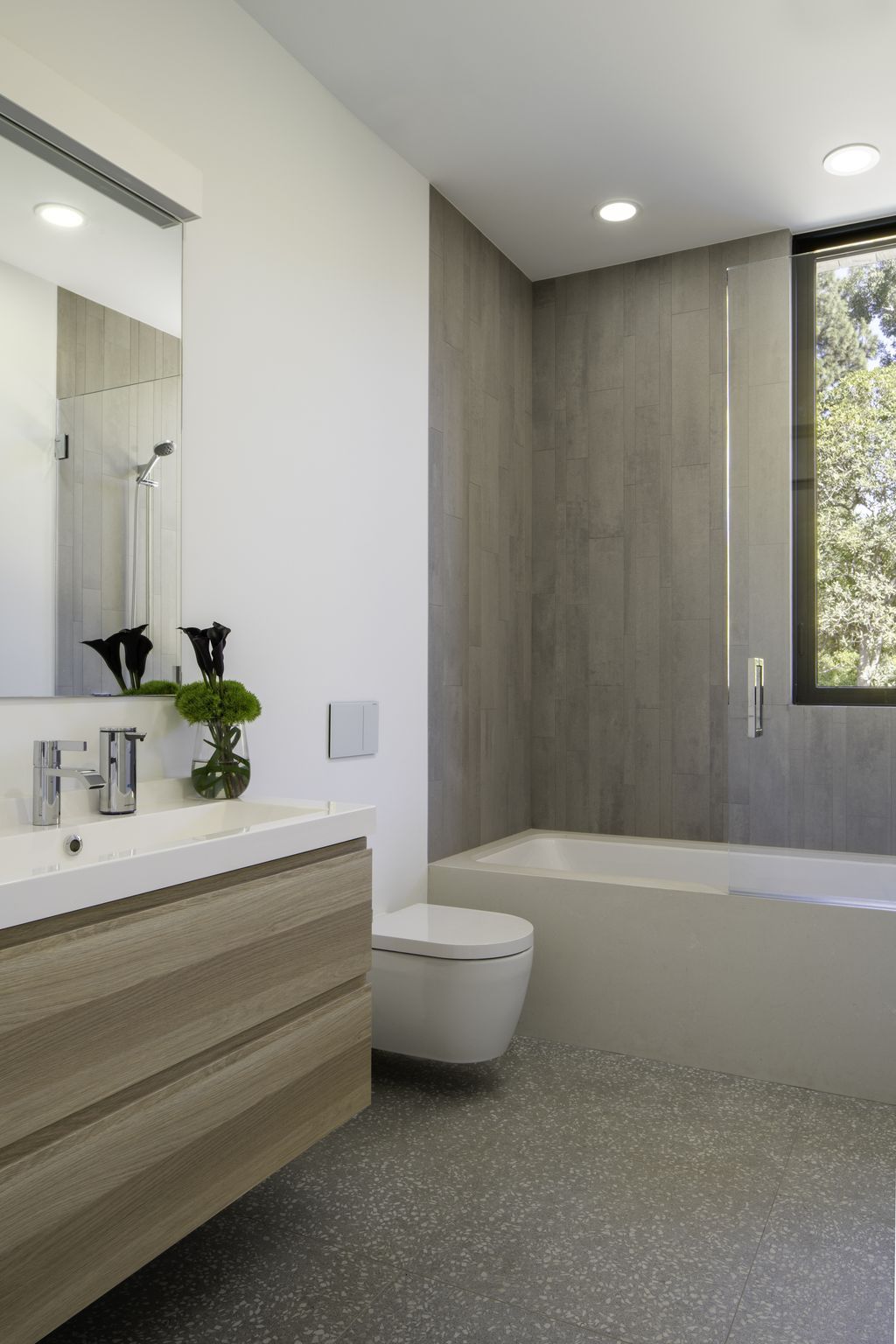 Bridge House Nestled in Nature in Los Angeles by Dan Brunn Architecture 5
