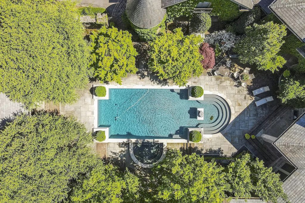 The Tennessee Home is a luxurious home now available for sale. This home located at 1358 Page Rd, Nashville, Tennessee; offering 06 bedrooms and 11 bathrooms with 20,533 square feet of living spaces. 