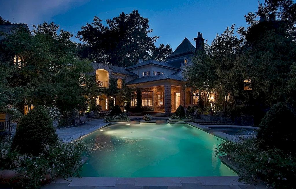 The Tennessee Home is a luxurious home now available for sale. This home located at 1358 Page Rd, Nashville, Tennessee; offering 06 bedrooms and 11 bathrooms with 20,533 square feet of living spaces. 