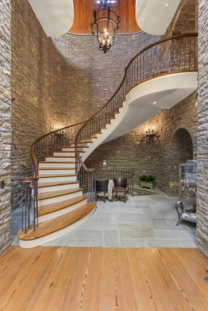 The Tennessee Home is a luxurious home now available for sale. This home located at 1358 Page Rd, Nashville, Tennessee; offering 06 bedrooms and 11 bathrooms with 20,533 square feet of living spaces. 