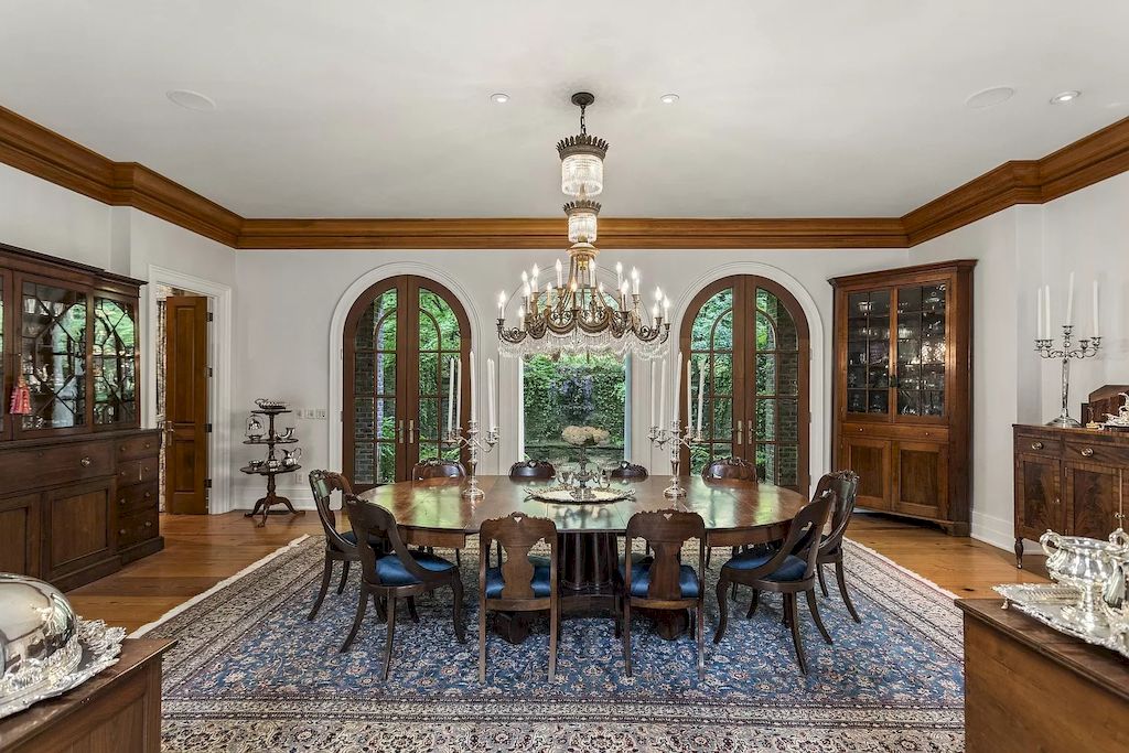The Tennessee Home is a luxurious home now available for sale. This home located at 1358 Page Rd, Nashville, Tennessee; offering 06 bedrooms and 11 bathrooms with 20,533 square feet of living spaces. 