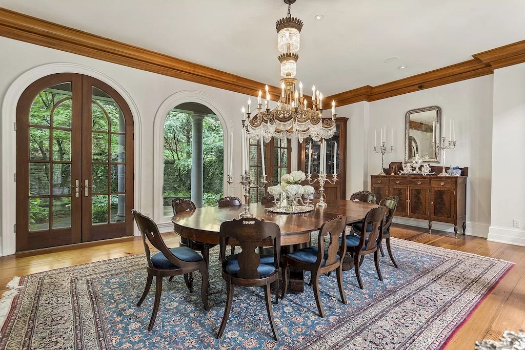 The Tennessee Home is a luxurious home now available for sale. This home located at 1358 Page Rd, Nashville, Tennessee; offering 06 bedrooms and 11 bathrooms with 20,533 square feet of living spaces. 