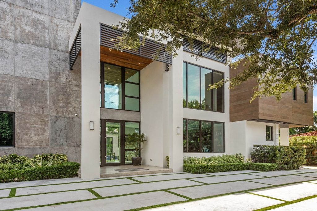 The Home in Miami is a gorgeous fully furnished new construction home in the heart of South Miami’s High Pines neighborhood now available for sale. This home located at 5470 Sunset Dr, Miami, Florida