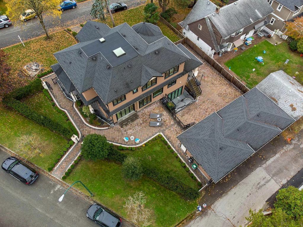 The Gorgeous South Facing Home in Vancouver built with supreme material, workmanship & attention to details now available for sale. This home located at 2007 W 29th Ave, Vancouver, BC V6J 2Z9, Canada