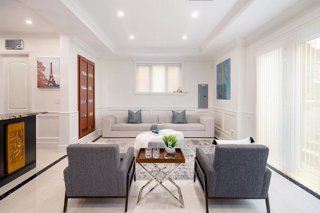 The Gorgeous South Facing Home in Vancouver built with supreme material, workmanship & attention to details now available for sale. This home located at 2007 W 29th Ave, Vancouver, BC V6J 2Z9, Canada