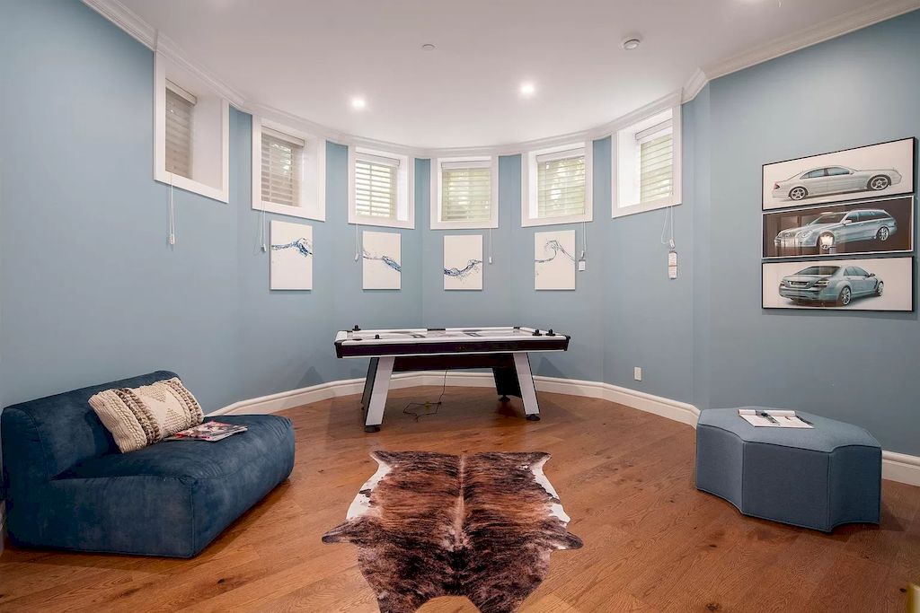 The Gorgeous South Facing Home in Vancouver built with supreme material, workmanship & attention to details now available for sale. This home located at 2007 W 29th Ave, Vancouver, BC V6J 2Z9, Canada