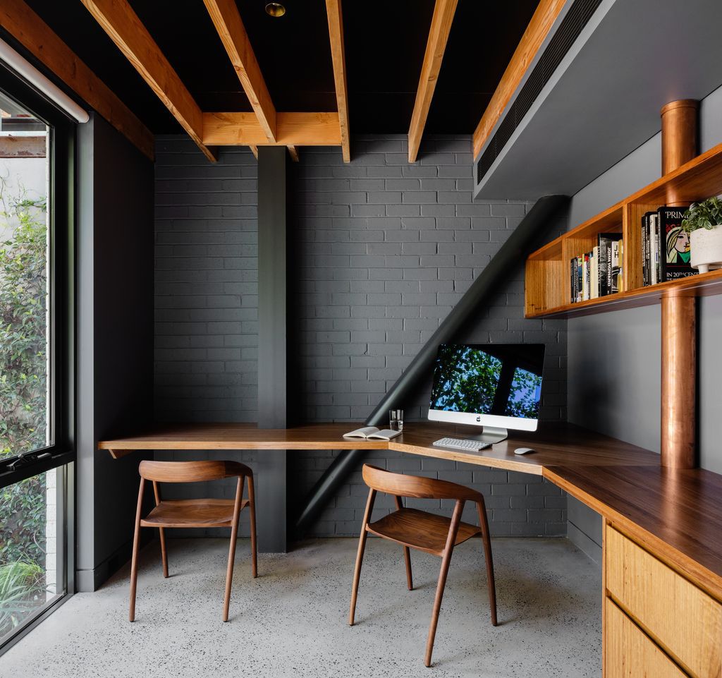 Graffiti House Converts from Warehouse into Artwork by Durack Architects 7