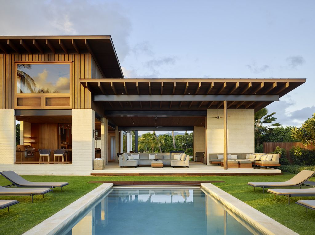 Hale Nukumoi Beach Retreat in Hawaii US by Walker Warner Architects 14