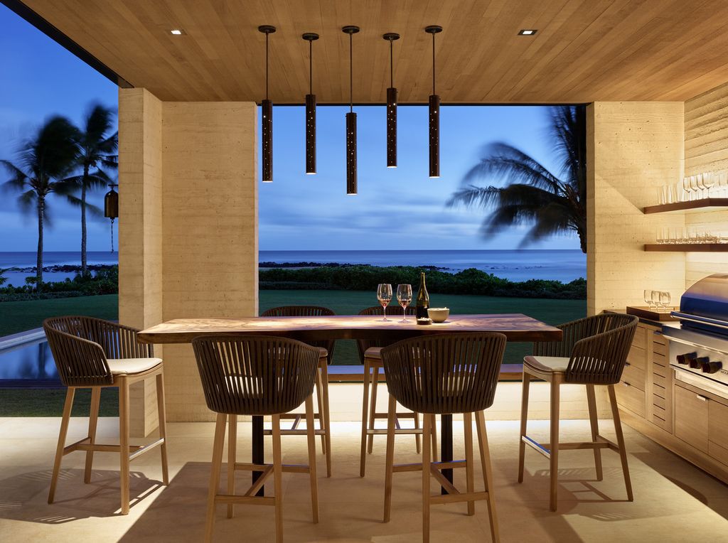 Hale Nukumoi Beach Retreat in Hawaii US by Walker Warner Architects 8