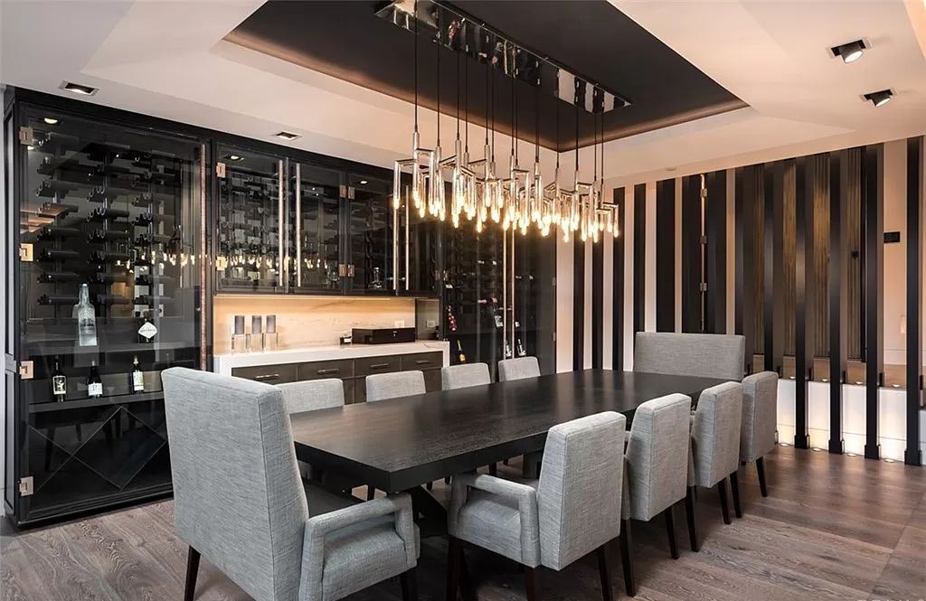 Masterfully Curated Home in Newport Beach with Panoramic Views Asking for 12500000 14