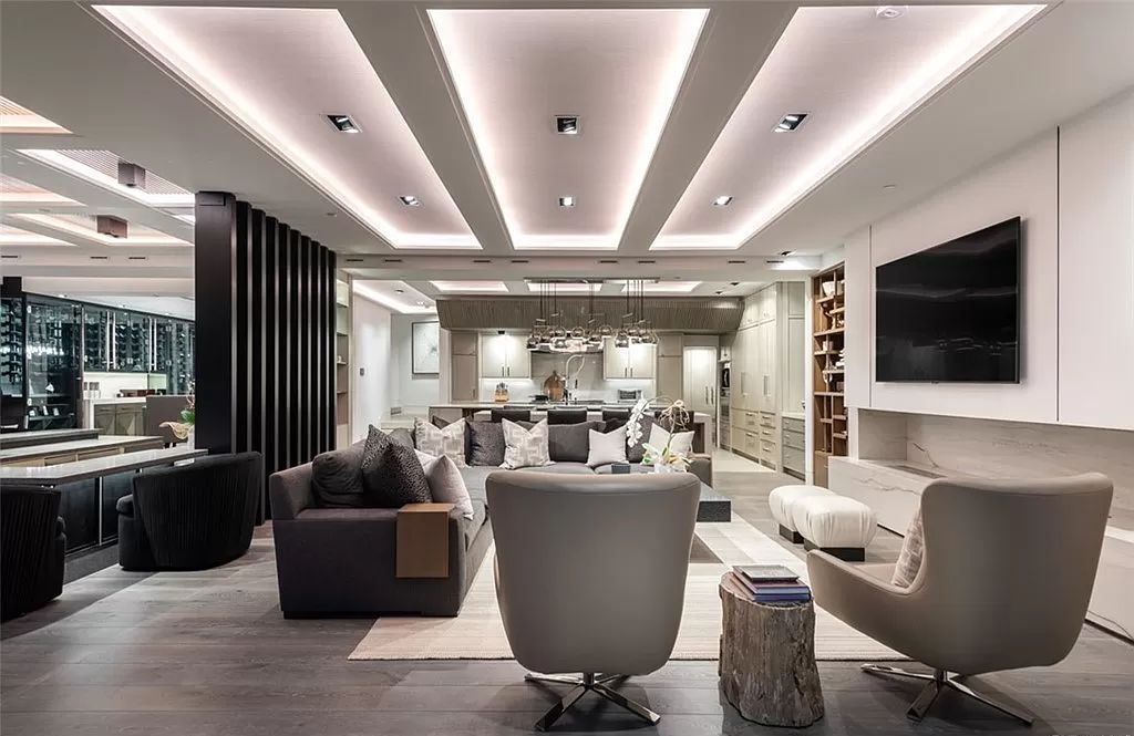 Masterfully Curated Home in Newport Beach with Panoramic Views Asking for 12500000 26