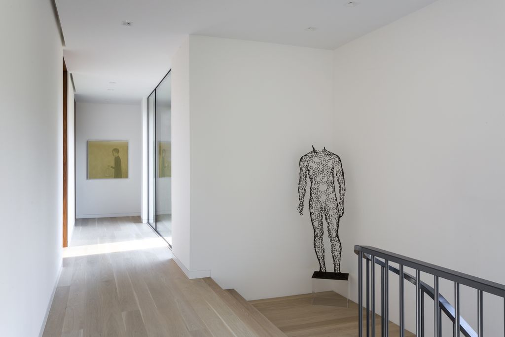 Old Sag Harbor Road a Magnificent House by Blaze Makoid Architecture 19