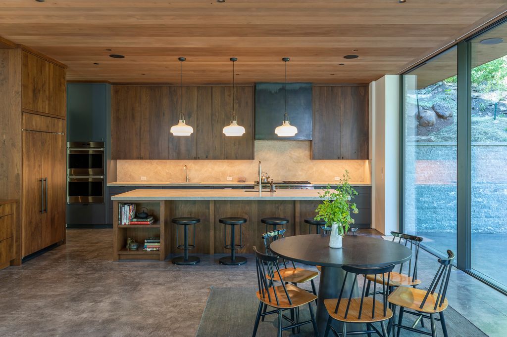 Telluride Glass House, luxury home by Efficiency Lab for Architecture PLLC