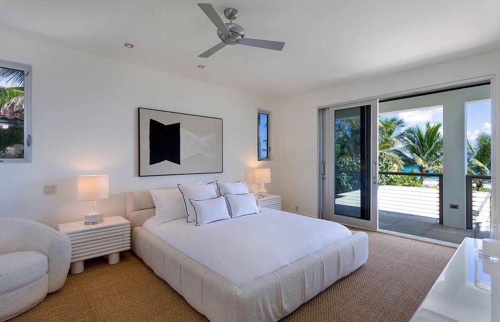 The Home in Delray Beach is sited on lushly landscaped half acre with 110+/- feet directly on the oceanfront now available for sale. This property located at 711 N Ocean Blvd, Delray Beach, Florida