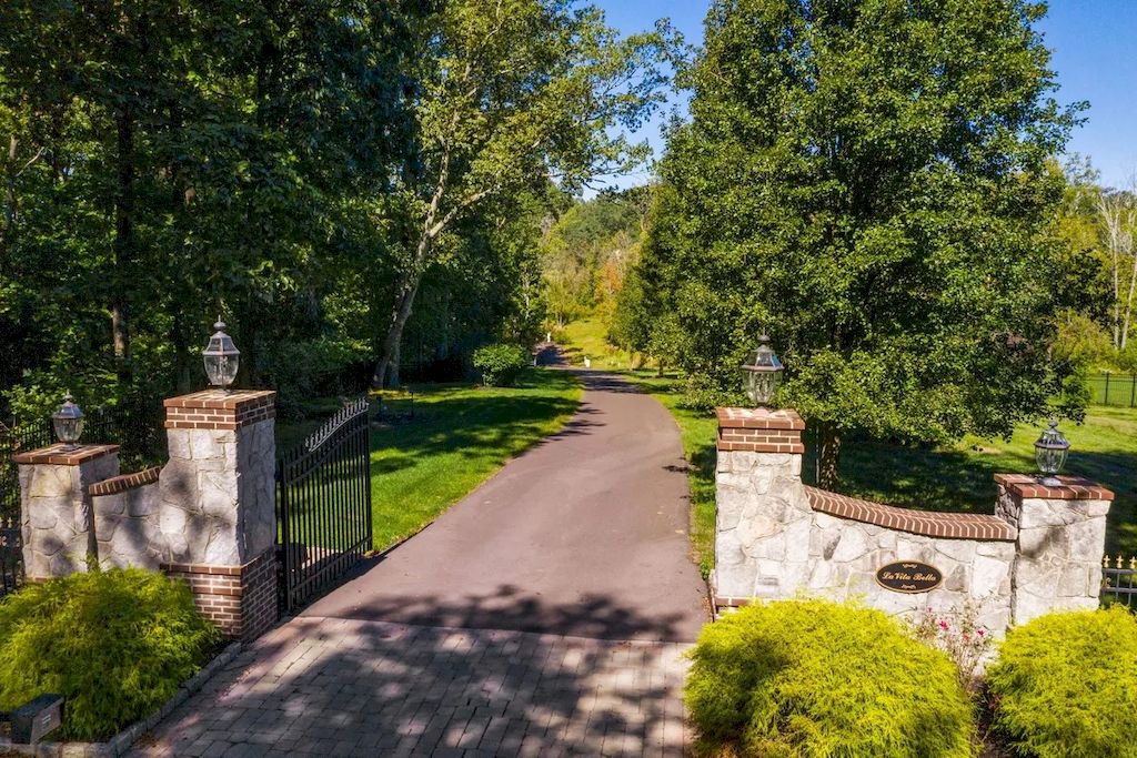 The Home in Pennsylvania is a luxurious home now available for sale. This home located at 1212 Township Line Rd, Chalfont, Pennsylvania; offering 07 bedrooms and 10 bathrooms with 12,300 square feet of living spaces.