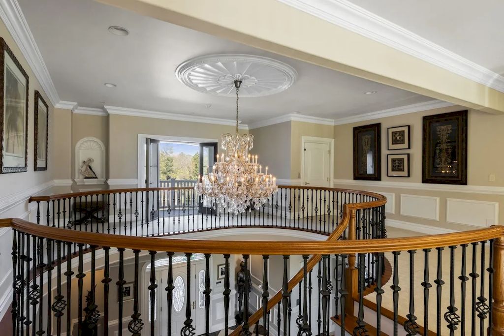 The Home in Pennsylvania is a luxurious home now available for sale. This home located at 1212 Township Line Rd, Chalfont, Pennsylvania; offering 07 bedrooms and 10 bathrooms with 12,300 square feet of living spaces.