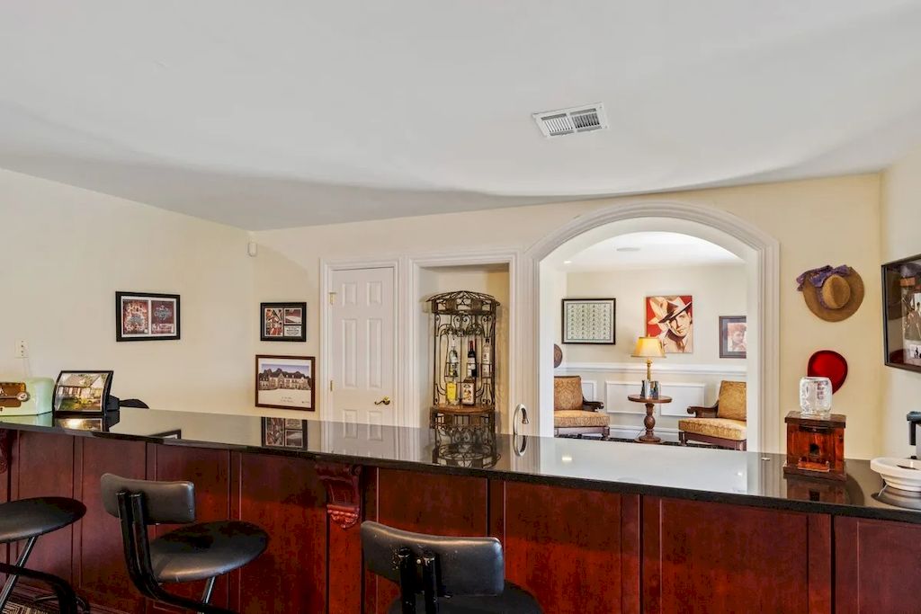 The Home in Pennsylvania is a luxurious home now available for sale. This home located at 1212 Township Line Rd, Chalfont, Pennsylvania; offering 07 bedrooms and 10 bathrooms with 12,300 square feet of living spaces.