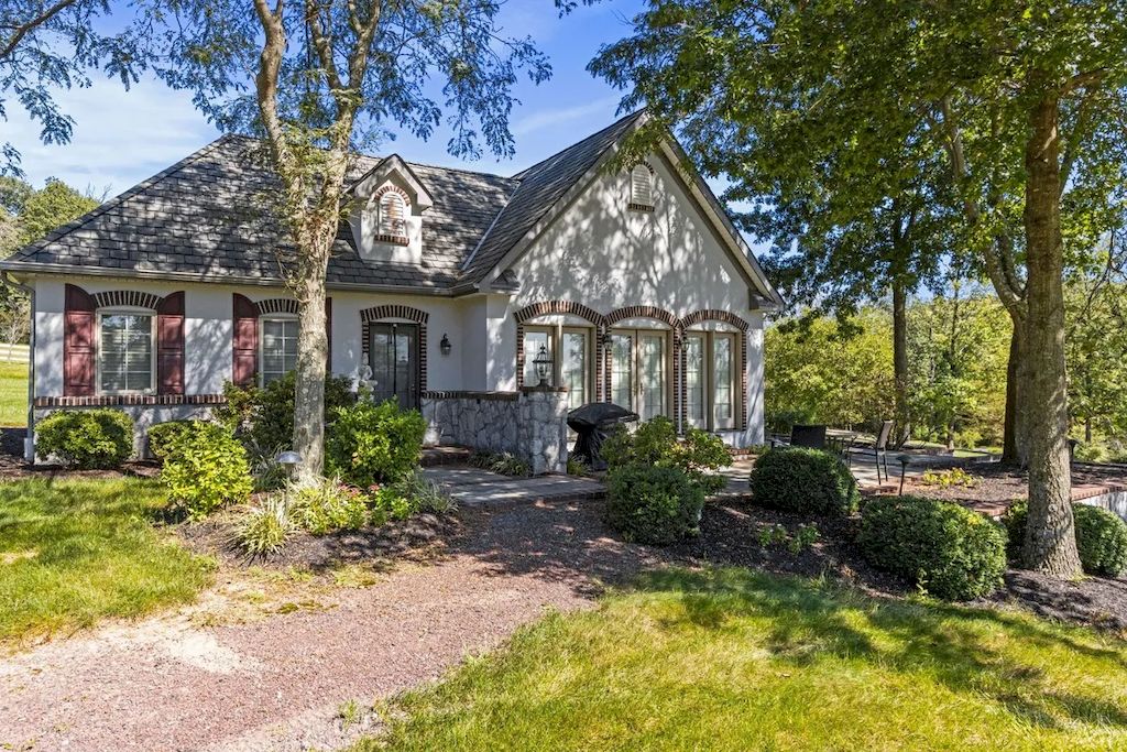 The Home in Pennsylvania is a luxurious home now available for sale. This home located at 1212 Township Line Rd, Chalfont, Pennsylvania; offering 07 bedrooms and 10 bathrooms with 12,300 square feet of living spaces.