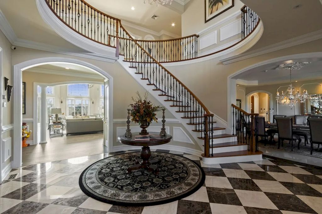 The Home in Pennsylvania is a luxurious home now available for sale. This home located at 1212 Township Line Rd, Chalfont, Pennsylvania; offering 07 bedrooms and 10 bathrooms with 12,300 square feet of living spaces.