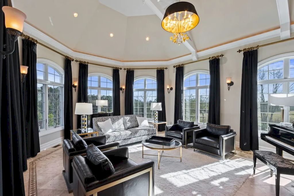 The Home in Pennsylvania is a luxurious home now available for sale. This home located at 1212 Township Line Rd, Chalfont, Pennsylvania; offering 07 bedrooms and 10 bathrooms with 12,300 square feet of living spaces.
