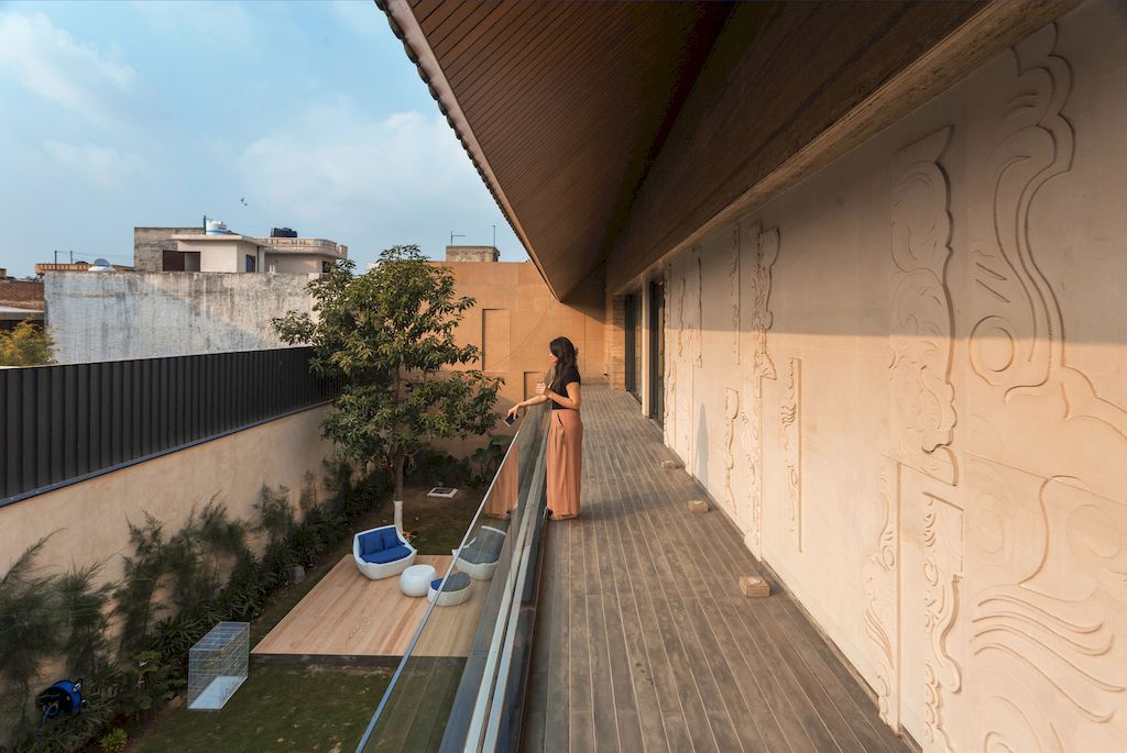 20 FF BALCONY result compressed