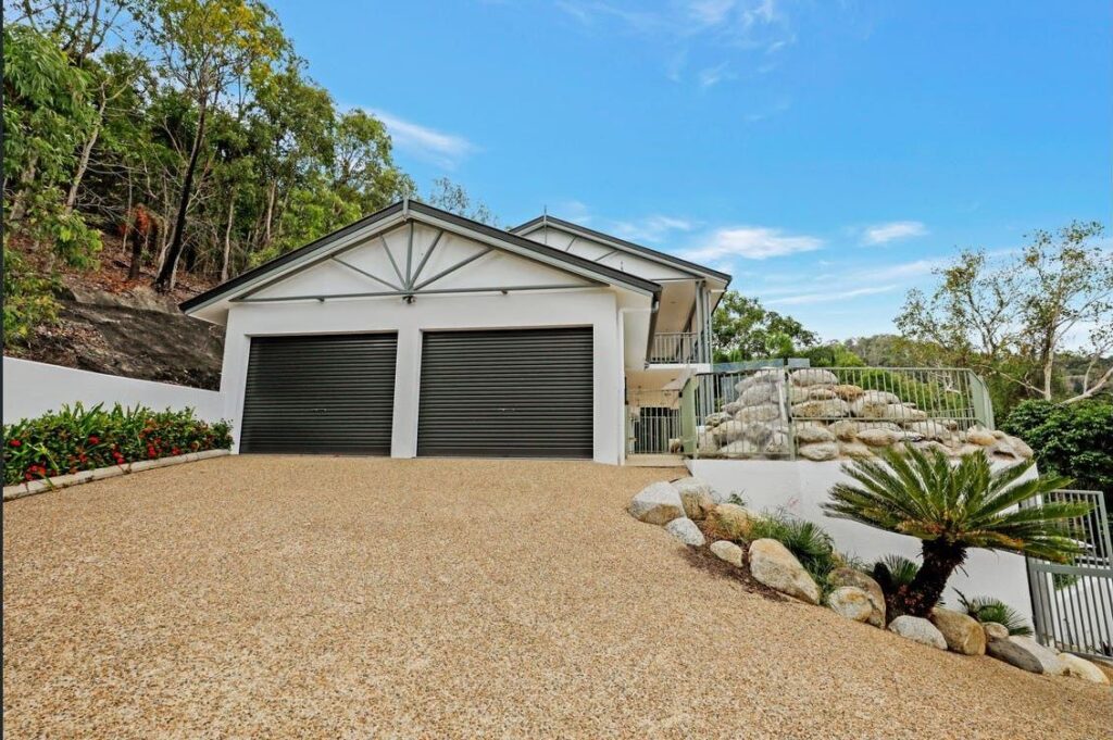 Timeless classic Queensland estate offers an unrivalled lifestyle for Sale