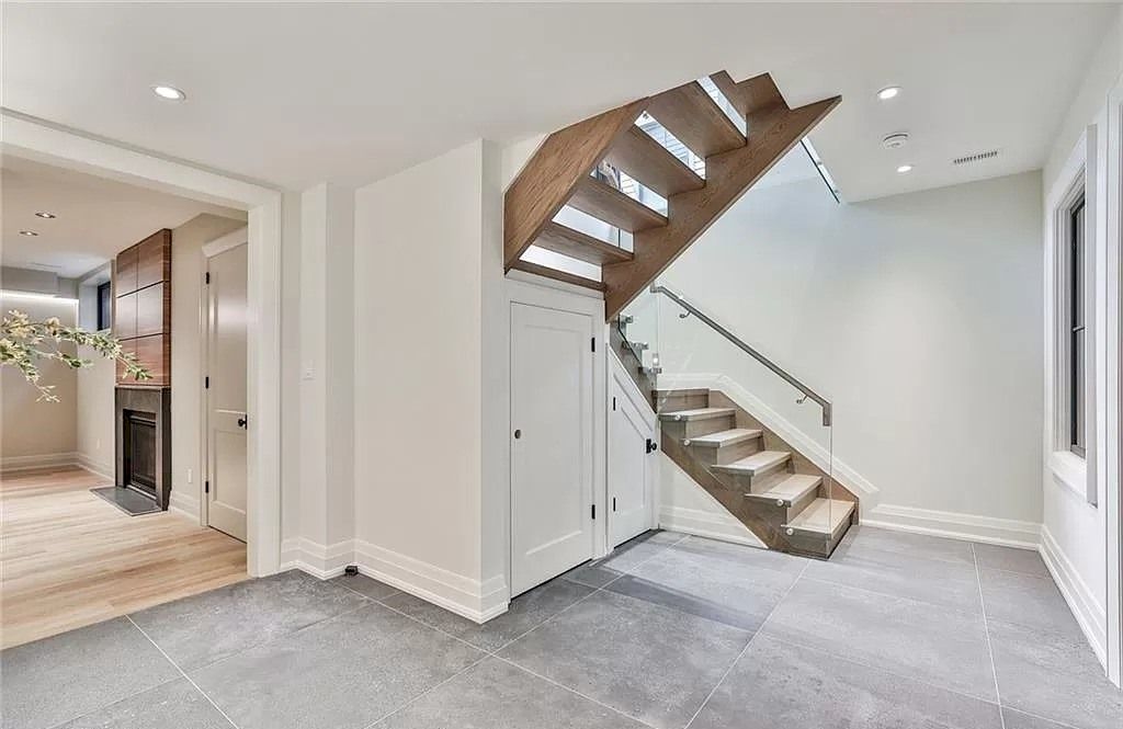 The Gothic Revival Style Property in Ontario is renovated to preserve its old-world charm now available for sale. This home located at 205 Trafalgar Rd S, Oakville, ON L6J 3G9, Canada