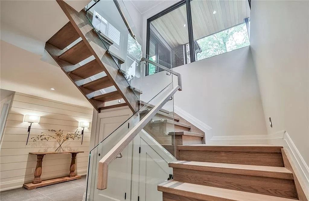 The Gothic Revival Style Property in Ontario is renovated to preserve its old-world charm now available for sale. This home located at 205 Trafalgar Rd S, Oakville, ON L6J 3G9, Canada