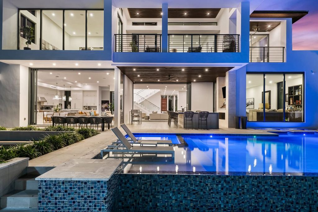 The Home in Fort Lauderdale is a A coastal turn key modern masterpiece in Harbor Beach with entertaining-ready layout now available for sale. This home located at 1425 E Lake Dr, Fort Lauderdale, Florida