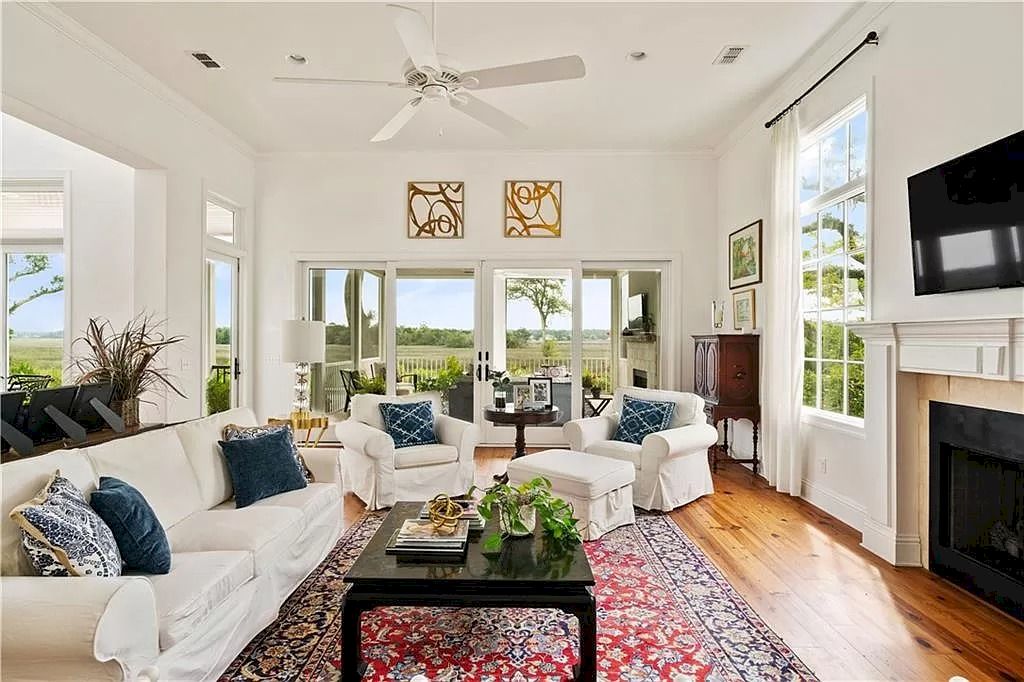 The Home in Georgia is a luxurious home which is well constructed under South Florida architecture influence now available for sale. This home located at 400 Hawkins Island Dr, Saint Simons Island, Georgia; offering 06 bedrooms and 06 bathrooms with 5,985 square feet of living spaces. 
