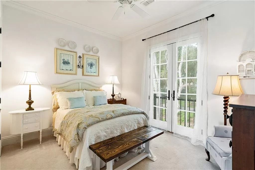 The Home in Georgia is a luxurious home which is well constructed under South Florida architecture influence now available for sale. This home located at 400 Hawkins Island Dr, Saint Simons Island, Georgia; offering 06 bedrooms and 06 bathrooms with 5,985 square feet of living spaces. 