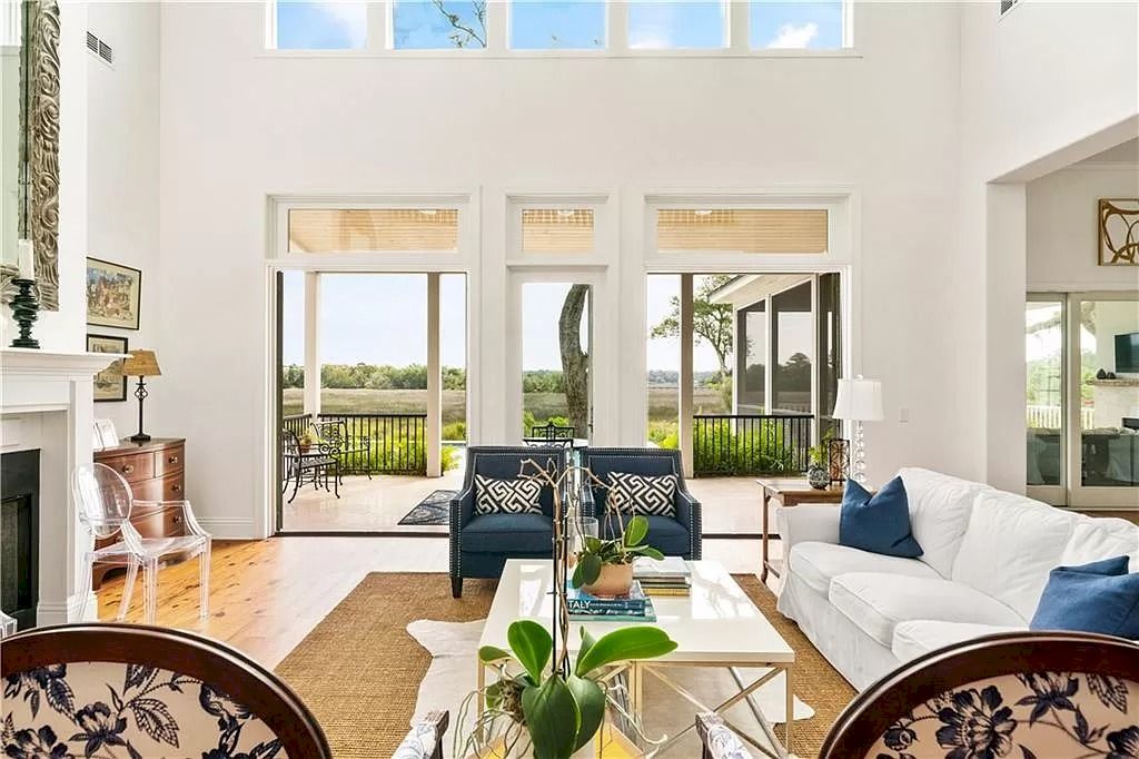 The Home in Georgia is a luxurious home which is well constructed under South Florida architecture influence now available for sale. This home located at 400 Hawkins Island Dr, Saint Simons Island, Georgia; offering 06 bedrooms and 06 bathrooms with 5,985 square feet of living spaces. 