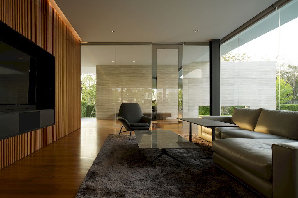 Hidden House to Enjoy Privacy in Taling Chan, Thailand by Architects 49