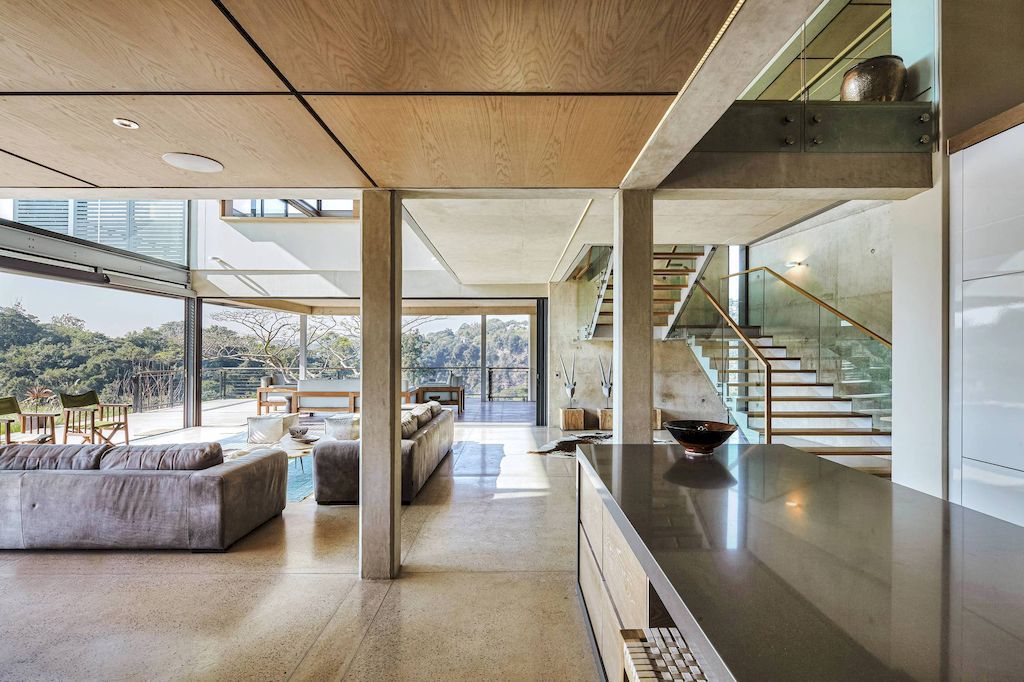 House M a Stunning Truly African Home by Elphick Proome Architects 7