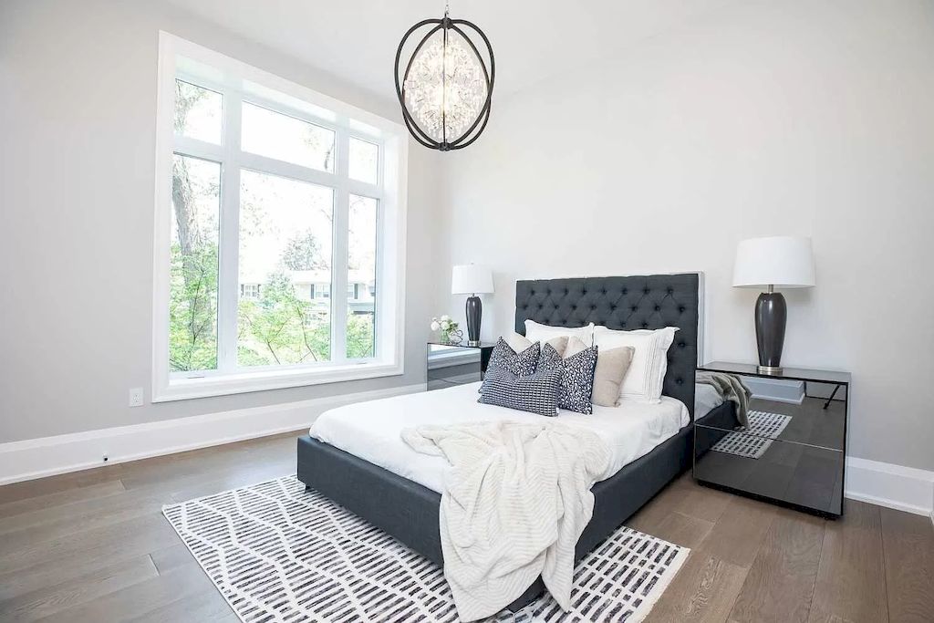 The Magnificent Home in Ontario is a spectacular home now available for sale. This home located at 1489 Rogerswood Ct, Mississauga, ON L5J 1R7, Canada