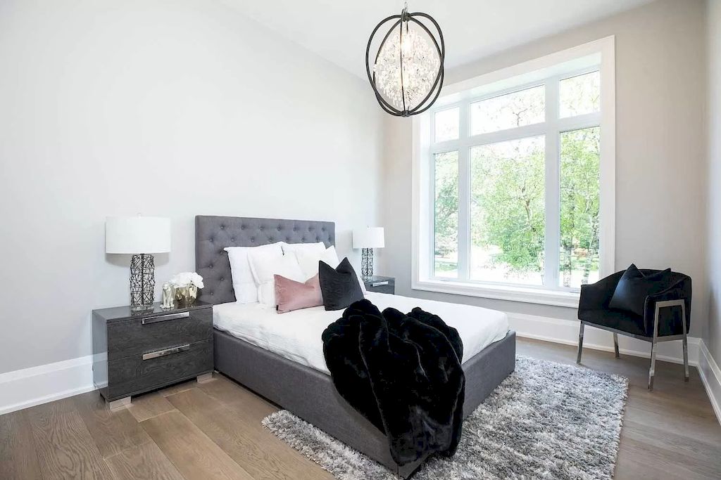 The Magnificent Home in Ontario is a spectacular home now available for sale. This home located at 1489 Rogerswood Ct, Mississauga, ON L5J 1R7, Canada