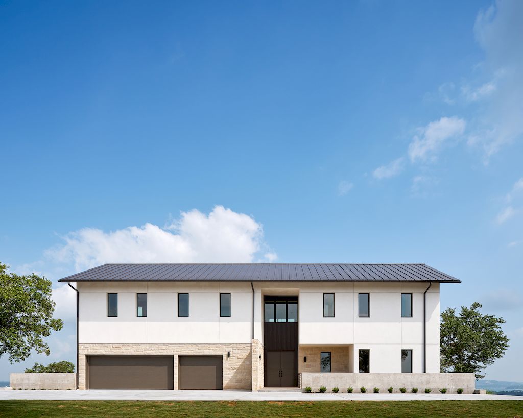 Manifold House Stunning farmhouse typology by Matt Fajkus Architecture 3