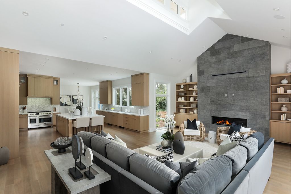 The Home in Atherton presents timeless, classic design with clean lines and sophisticated, contemporary interiors now available for sale. This home located at 289 Almendral Ave, Atherton, California