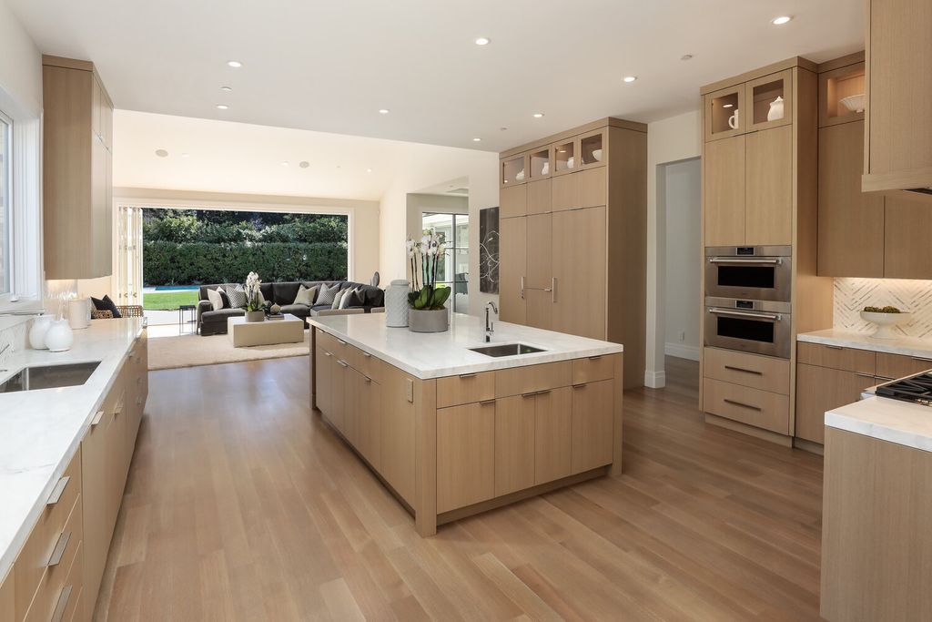The Home in Atherton presents timeless, classic design with clean lines and sophisticated, contemporary interiors now available for sale. This home located at 289 Almendral Ave, Atherton, California