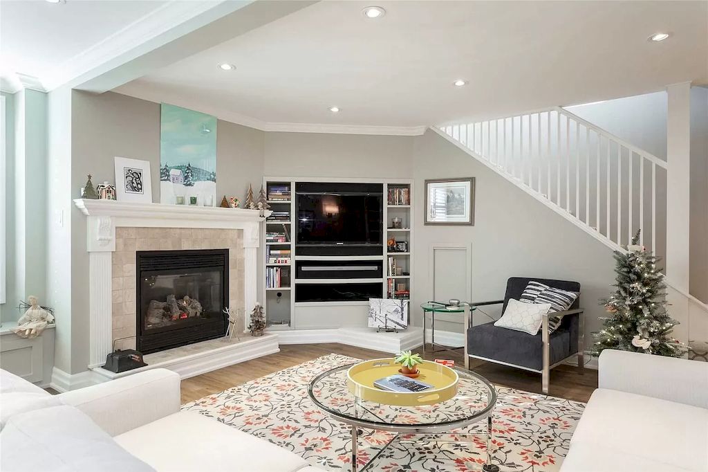 The Upgraded Multi Generational Home in Ontario is a luxurious home now available for sale. This home located at 143 Wedgewood Dr, Oakville, ON L6J 4R6, Canada