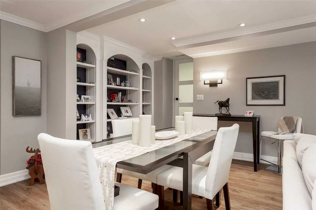 The Upgraded Multi Generational Home in Ontario is a luxurious home now available for sale. This home located at 143 Wedgewood Dr, Oakville, ON L6J 4R6, Canada