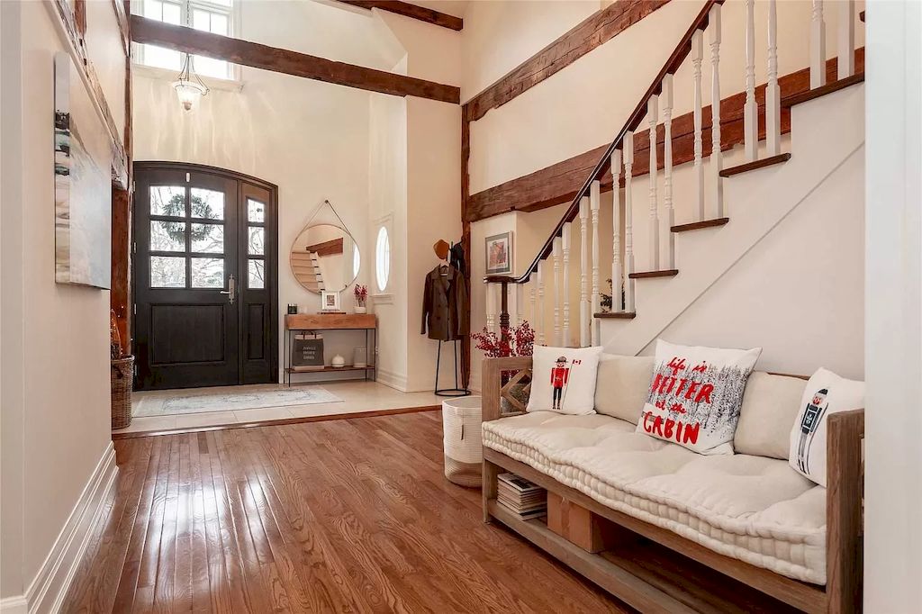 The Upgraded Multi Generational Home in Ontario is a luxurious home now available for sale. This home located at 143 Wedgewood Dr, Oakville, ON L6J 4R6, Canada