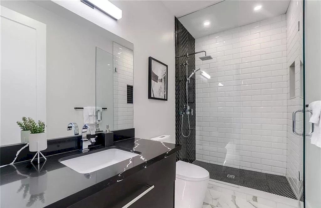 The Contemporary Custom Home in Ontario is a luxurious home now available for sale. This home located at 2450 Meadowood Cres, Oakville, ON L6L 1V6, Canada