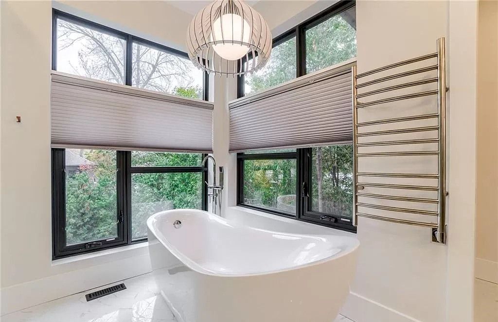 The Contemporary Custom Home in Ontario is a luxurious home now available for sale. This home located at 2450 Meadowood Cres, Oakville, ON L6L 1V6, Canada