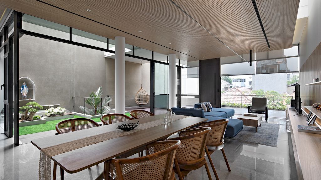 The E House, an Ecofriendly Building by Esperta Architecture - Interior