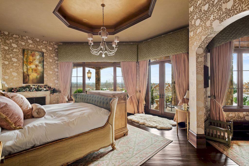 The Home in West Virginia is a luxurious home that you've dreamed of now available for sale. This home located at 4428 Irish Heights Dr, Summersville, West Virginia; offering 05 bedrooms and 09 bathrooms with 9,846 square feet of living spaces.