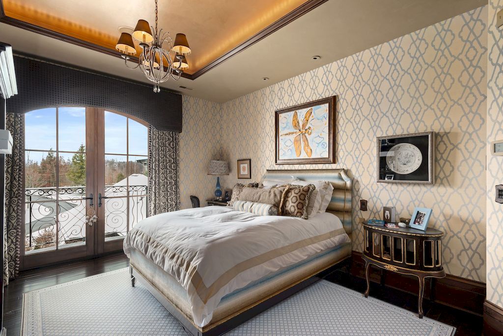 The Home in West Virginia is a luxurious home that you've dreamed of now available for sale. This home located at 4428 Irish Heights Dr, Summersville, West Virginia; offering 05 bedrooms and 09 bathrooms with 9,846 square feet of living spaces.