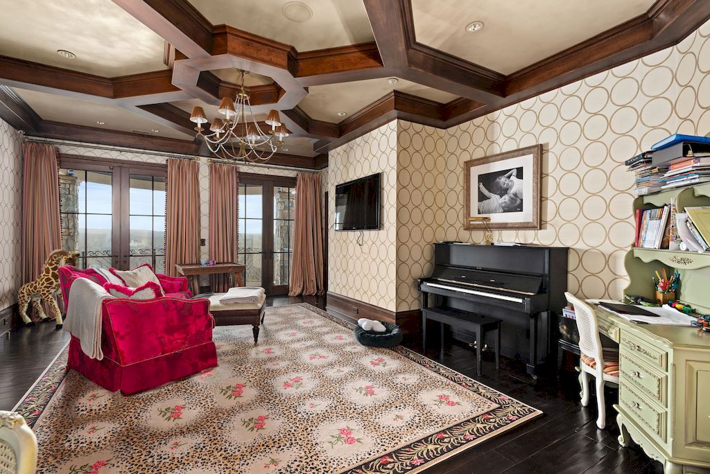 The Home in West Virginia is a luxurious home that you've dreamed of now available for sale. This home located at 4428 Irish Heights Dr, Summersville, West Virginia; offering 05 bedrooms and 09 bathrooms with 9,846 square feet of living spaces.