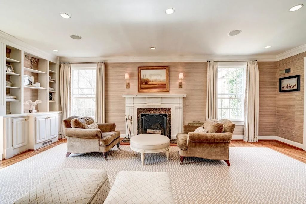 The Home in Virginia is a luxurious home for you to enjoy relaxing moments with family and friends now available for sale. This home located at 2001-2007 Whiteoaks Dr, Alexandria, Virginia; offering 07 bedrooms and 08 bathrooms with 6,450 square feet of living spaces.